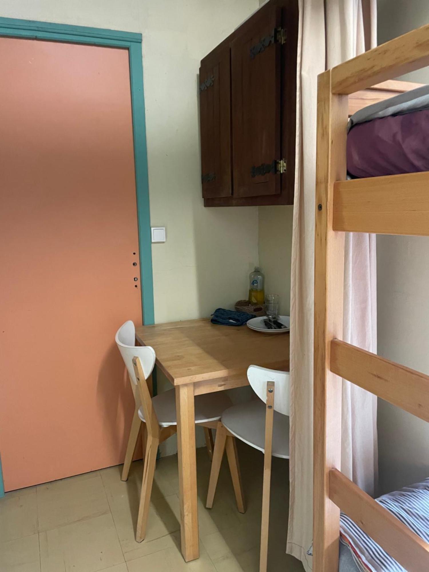 Chambre 4 Personnes Avec Entree Independante , Grand Parking, Salle De Bain, Wc קונפלואנס מראה חיצוני תמונה